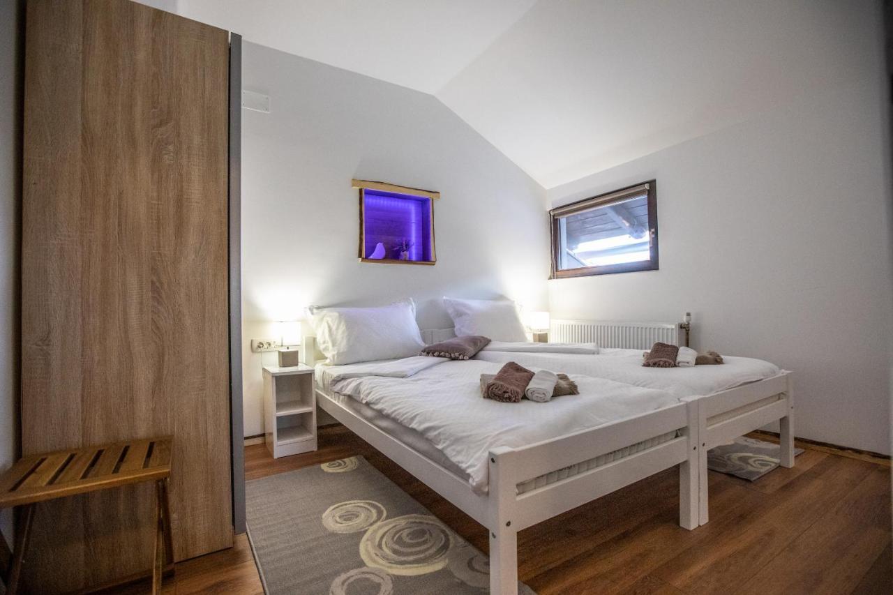 Apartman Mila Josipdol Exterior foto